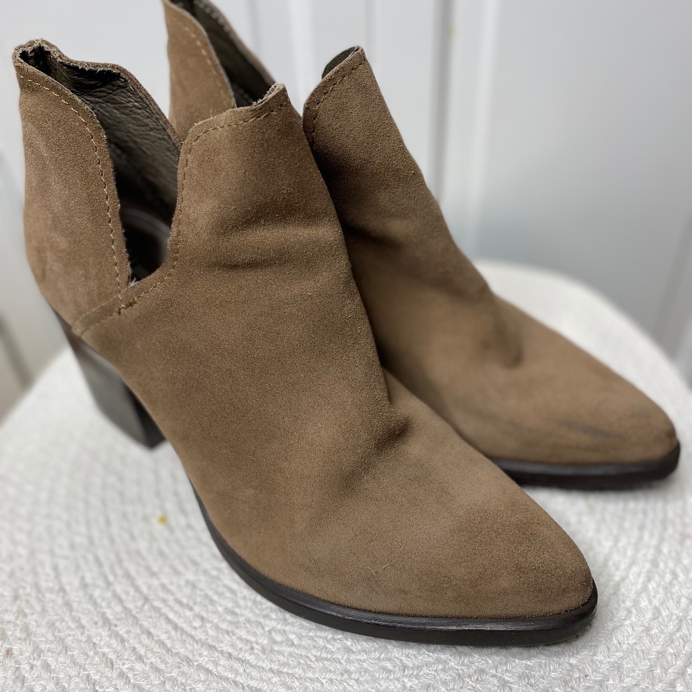 Steve Madden | 'Prezzie' Booties Tan Suede Women Size 11